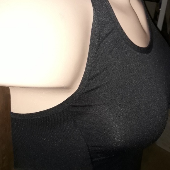 *XERSION WORKOUT TOP SIZE LARGE - Picture 7 of 8